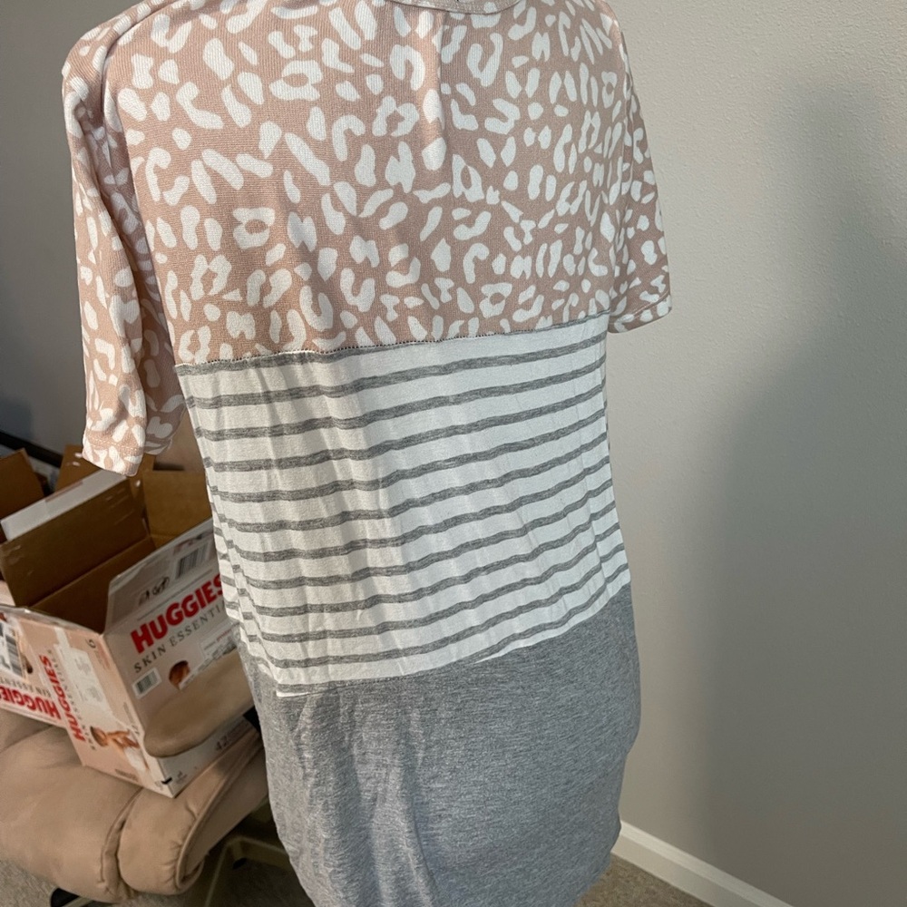 3/$20 Pattern Shirt - Picture 3 of 3